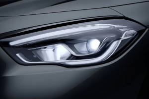 Headlamp Image of GLA