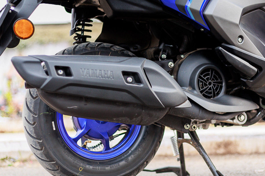 Exhaust View Exhaust View of RayZR 125