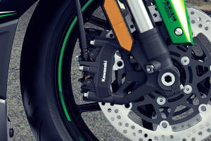 Kawasaki Ninja 1000SX Price - Mileage, Colours, Images