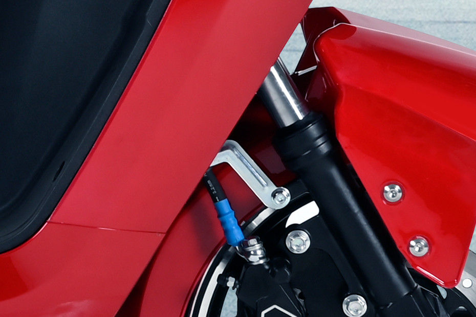 Front Suspension View of Vidyut 108