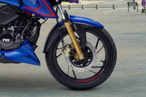 Front Tyre View of Apache RTR 200 4V