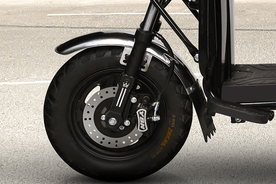 Front Tyre View of Zor 405