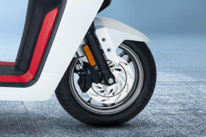 Front Tyre View of Model 703