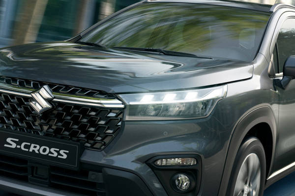 Headlamp Image of S-Cross 2022