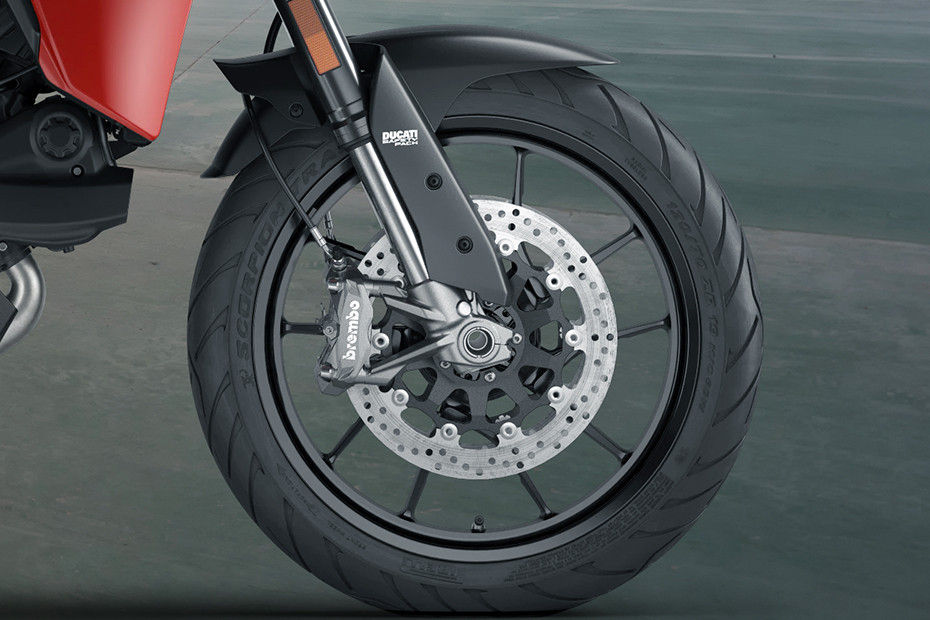 Front Tyre View of Multistrada V2