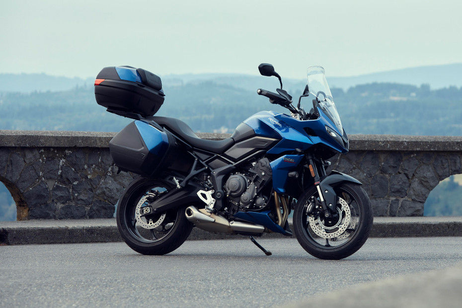 Right Side View Right Side View of Tiger Sport 660
