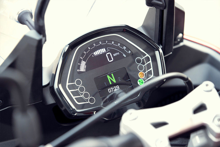 Speedometer of Tiger Sport 660