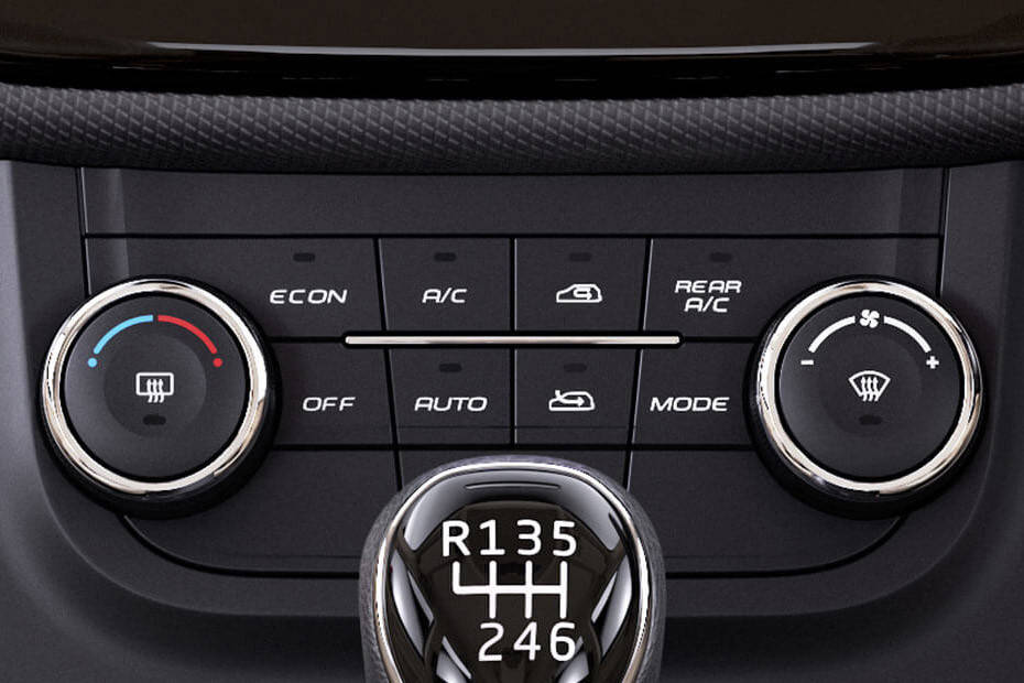 AC controls Image of Marazzo