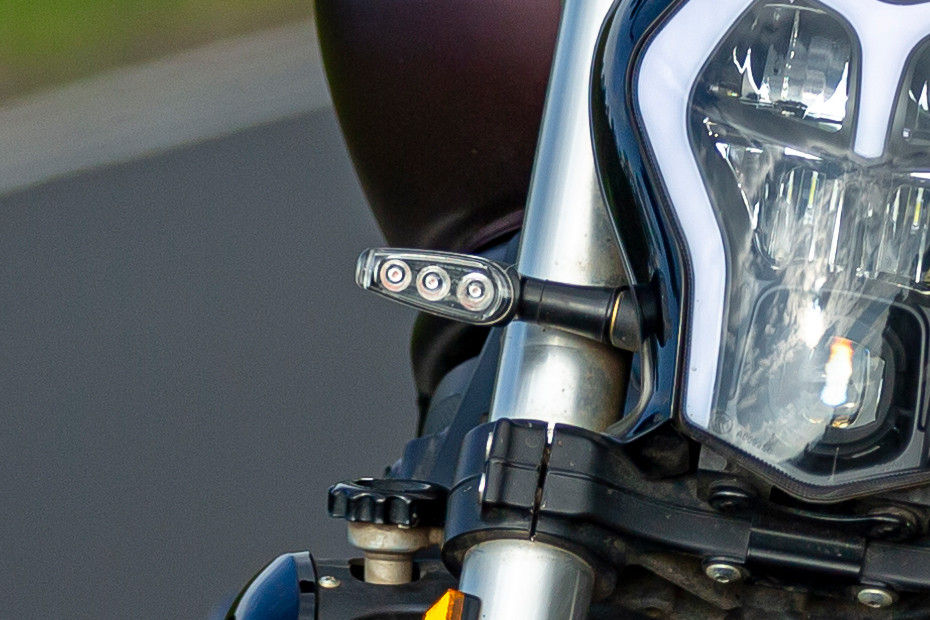 Front Indicator View of 502 C