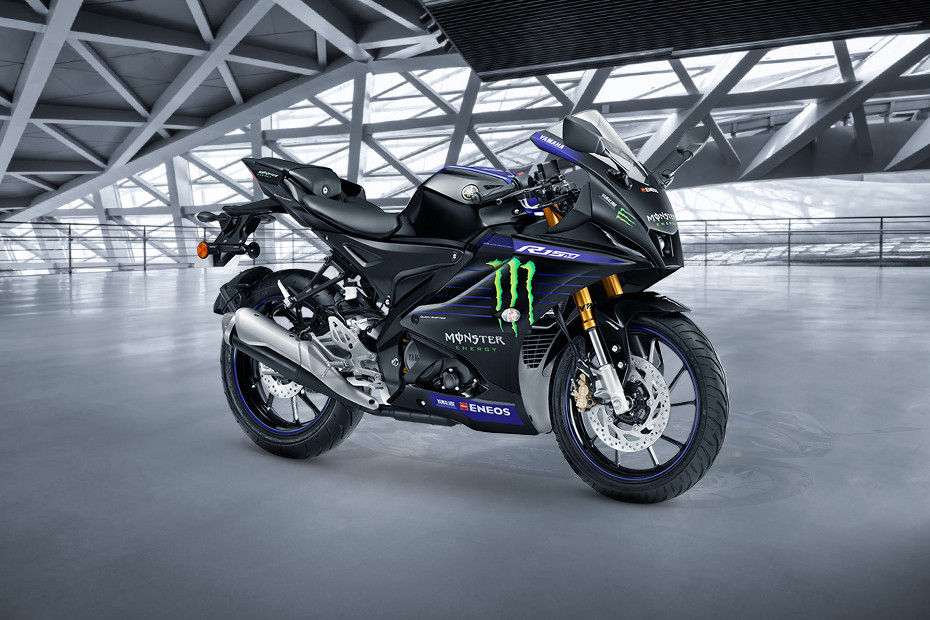 Front Right View of R15 V4