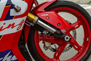 Front Suspension View of Apache RR 310