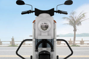 Head Light of G1