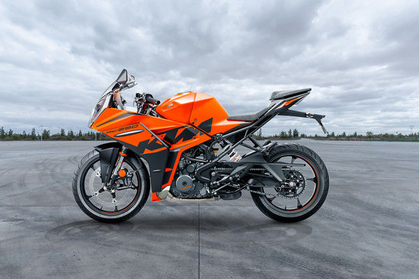 Ktm Rc 390 Price - Images, Colours, Specifications, Mileage