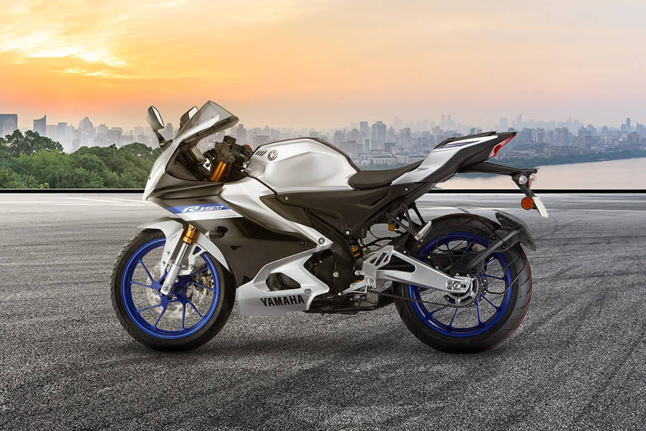 Yamaha r15 monster energy edition online price