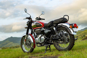 Royal Enfield Classic 350 - Check On-Road Price, Image, Specifications &  Reviews