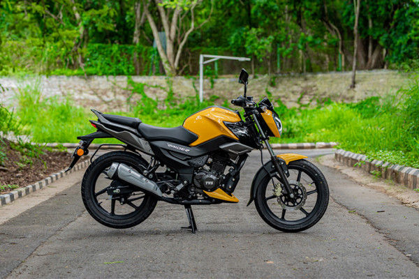 TVS Raider Price, Images, Mileage \u0026 Reviews