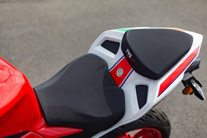 Seat of Apache RR 310