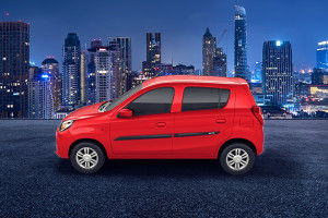 Side view Image of Alto 800