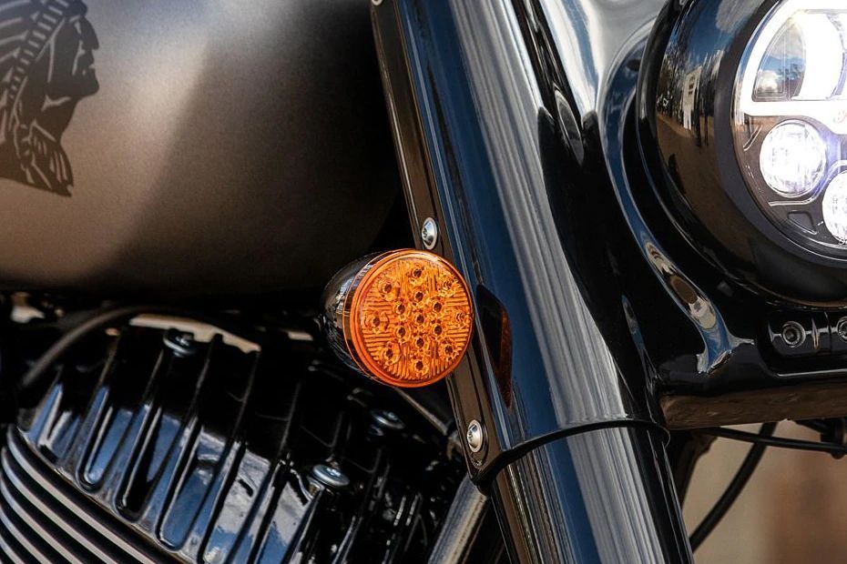 Front Indicator View of Chief Bobber Dark Horse