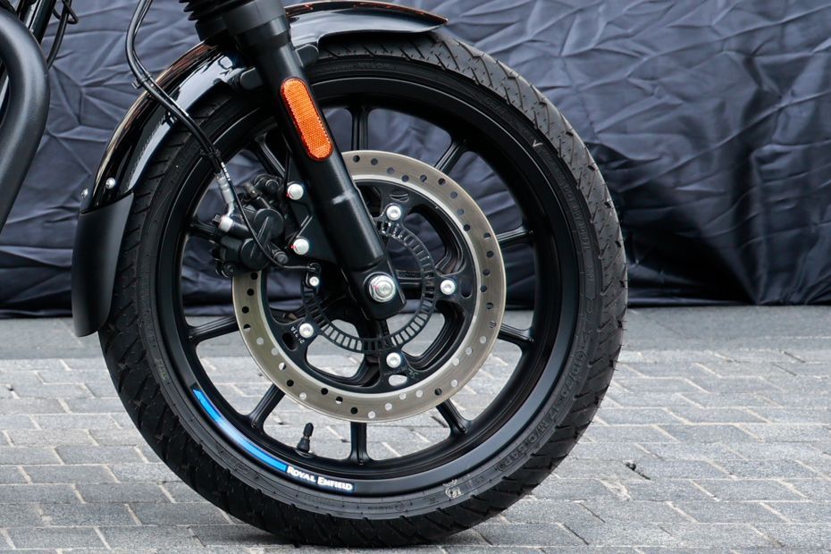 Front Tyre View of Hunter 350