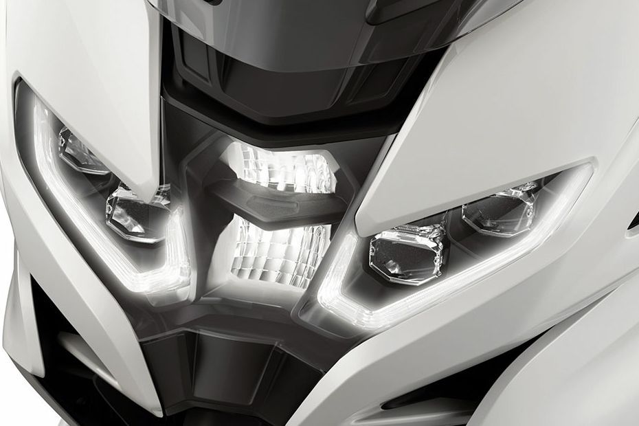 Head Light of BMW R 1250 RT