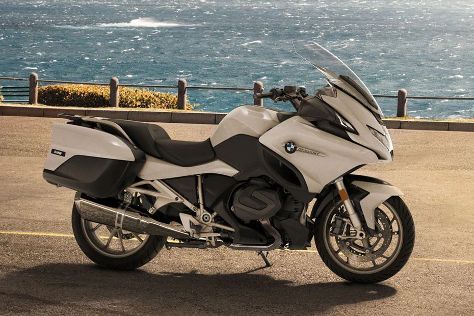 Right Side View of BMW R 1250 RT