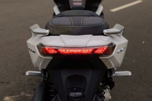 Tail Light of Vieste 300
