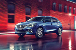 Front 1/4 left Image of Baleno