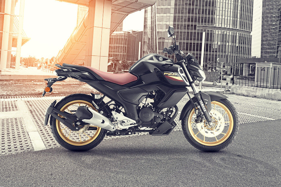 New Yamaha FZSFI v2 0 Detailed Review Is it worth buying  YouTube