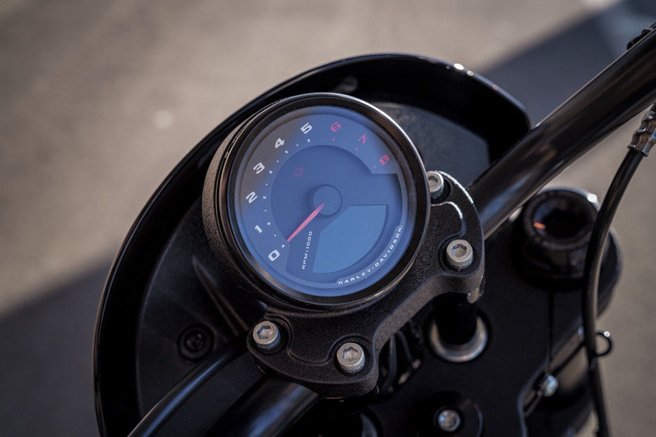 Speedometer of 2022 Low Rider S