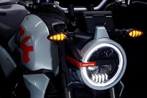 Front Indicator View of GK 350