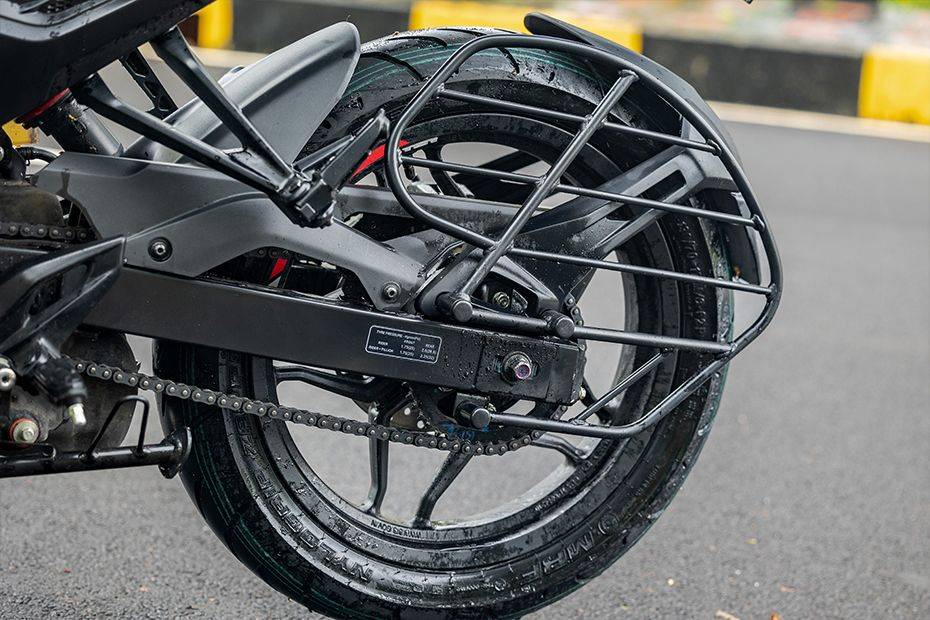 Rear Tyre View of Pulsar N160