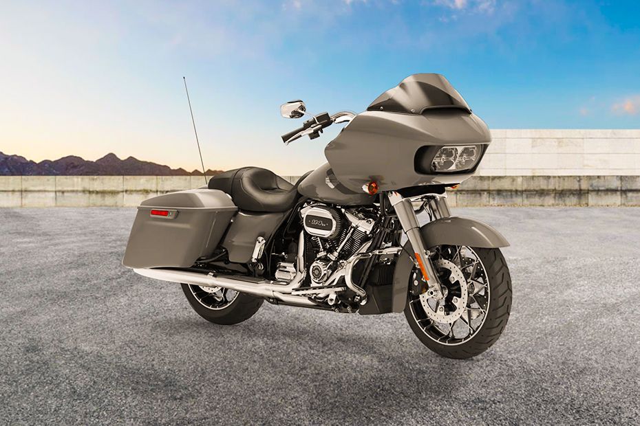Front Right View of Road Glide Special
