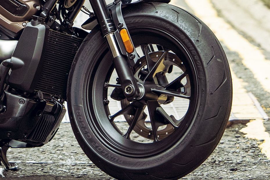 Front Suspension View of Sportster S
