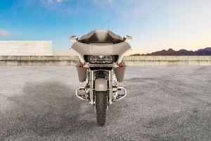 Front View of Road Glide Special