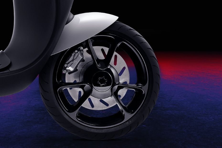 Front Tyre View of S1 Electric Scooter