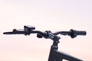 Handle Bar View of H3