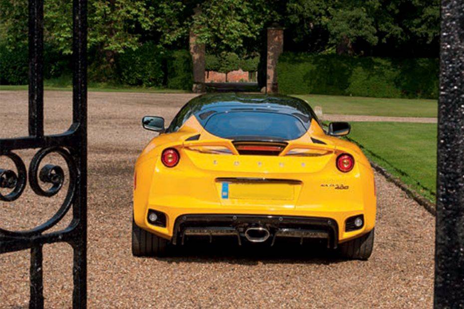 Rear back Image of Evora