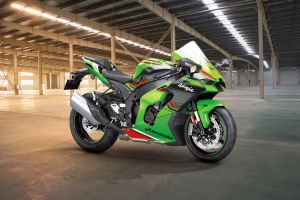 Front Right View of Ninja ZX-10R