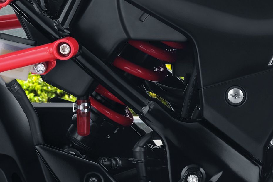 Rear Suspension View of Xtreme 160R