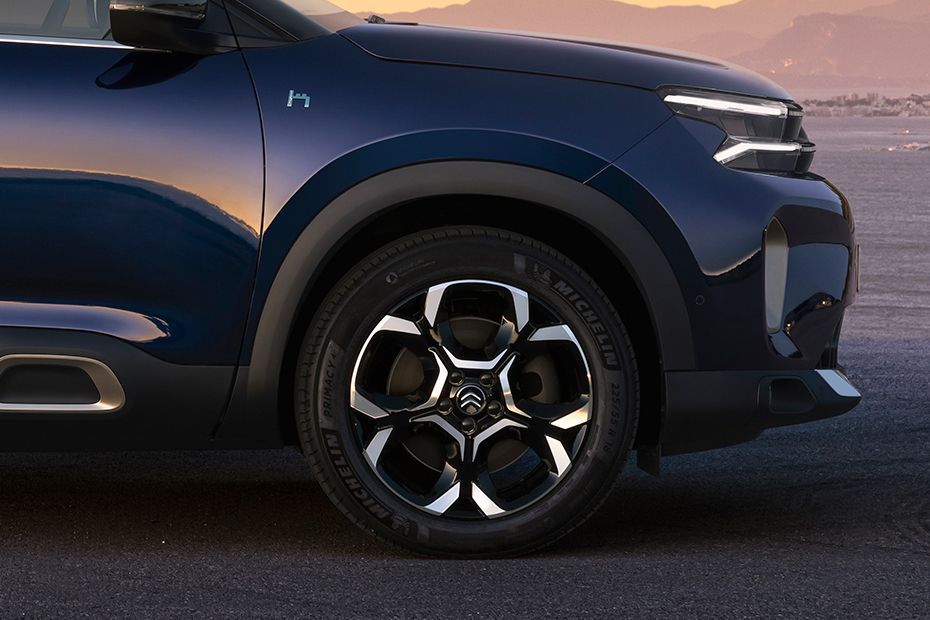 Wheel arch Image of C5 Aircross
