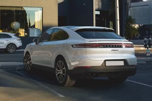 Rear 3/4 left Image of Cayenne Coupe