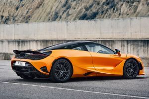 Rear 3/4 Right Image of 750S