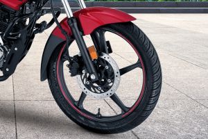 Front Tyre View of Passion XTEC
