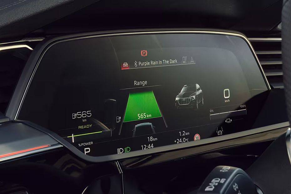 Infotainment System Main Menu Image of Q8 Sportback e-tron