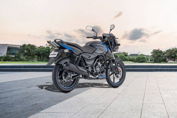 Pulsar 150 double disc deals on road price