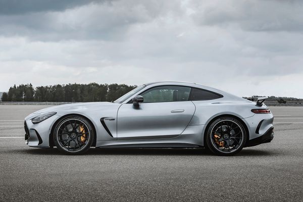 Side view Image of AMG GT Coupe