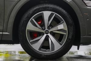 Wheel arch Image of Q8 Sportback e-tron