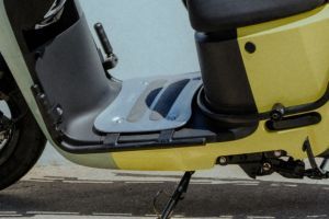 Foot Space View of CrossOver