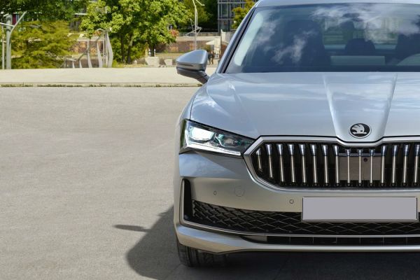 Skoda Superb 2024, Estimated Price Rs 36 Lakh, Launch Date 2024